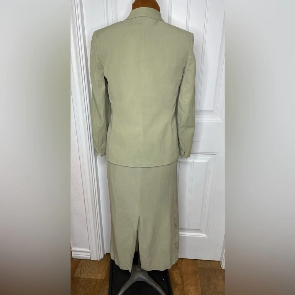 4 Piece Silk Suits Jacket, Dress, Beaded Shell, Pants Sage Green Sz 4,8,6,and 10 - Picture 4 of 14